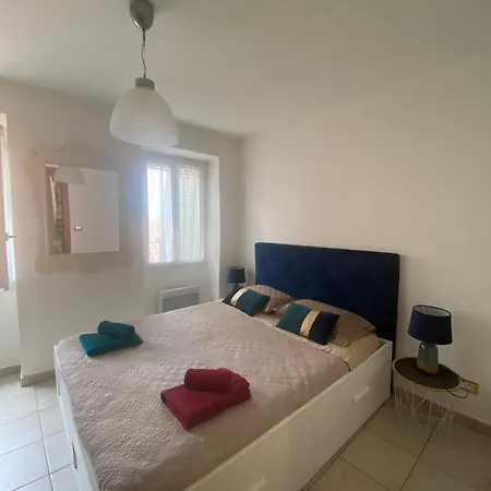 Joli 29m2 En Vieille 2 Mins De La * Ментона